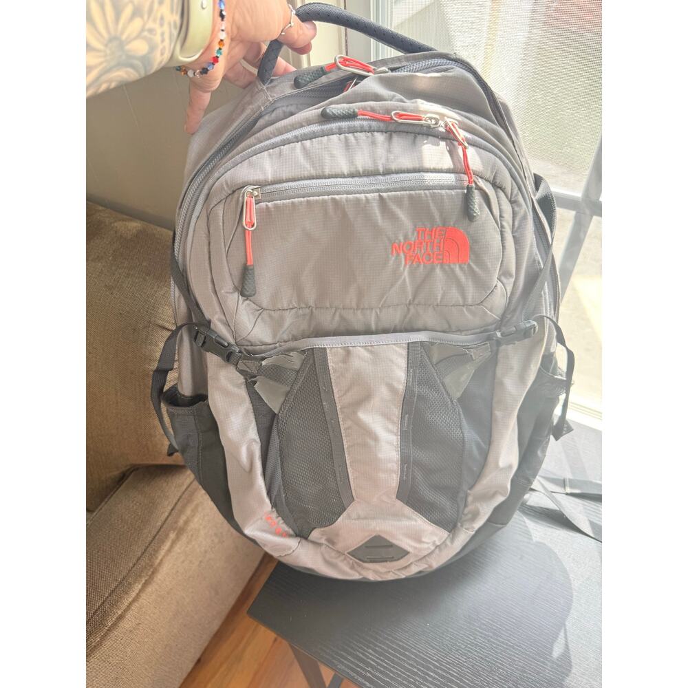 The North Face Backpack Gray Red Borealis FlexVent Laptop Hiking School Bag READ